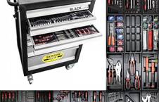 Gevulde gereedschapswagen met leuke inhoud