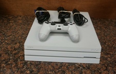 PS4 Pro Console 1TB Wit met Bekabeling