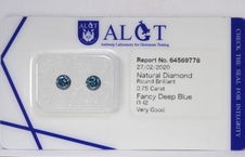 2 pcs Briljant diamants - fany deep blue - 0.75ct - met certificaat.